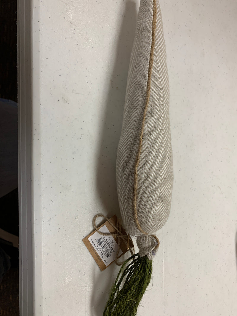 Natural Carrot Decor