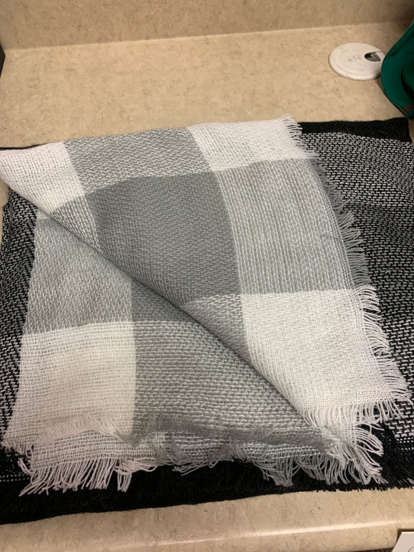 Black Square Plaid Scarf