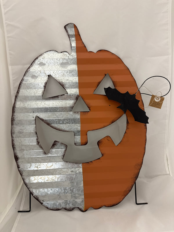 Pumpkin Easel Decor