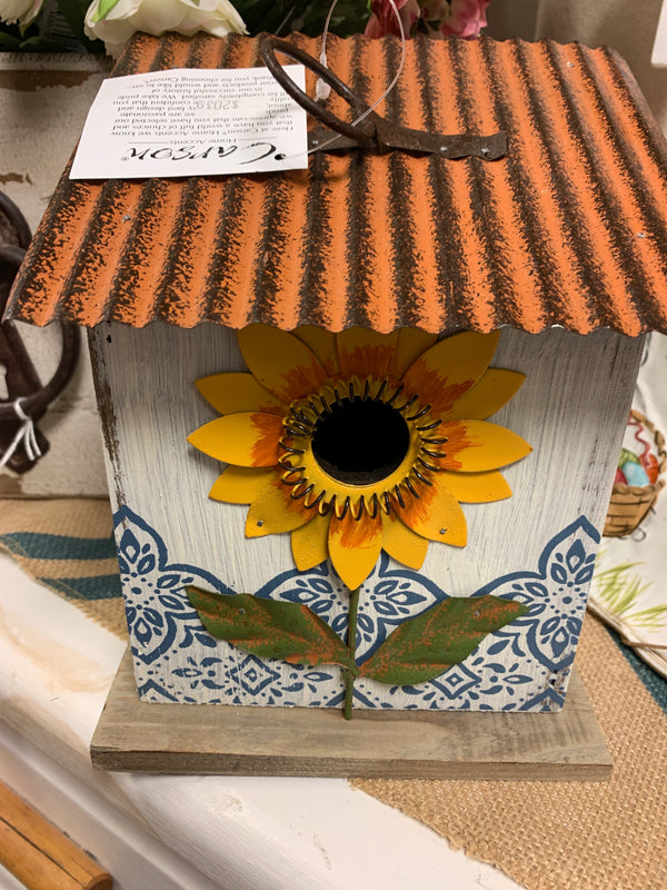 Sunflower Birdhouse