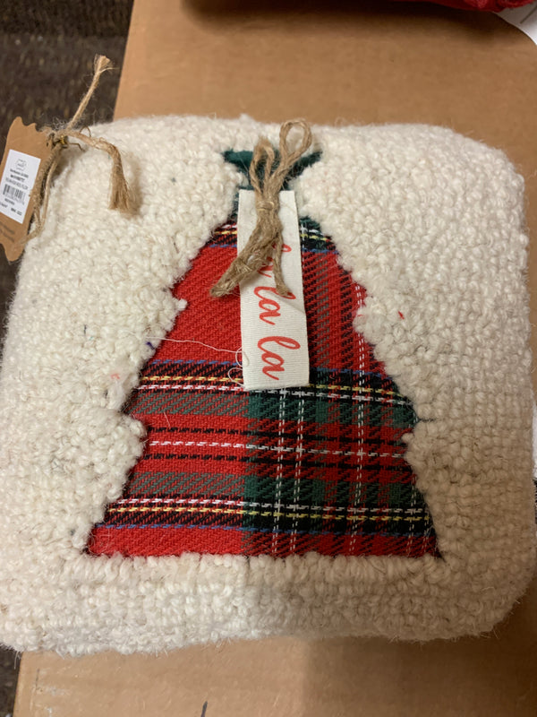 Tree Mini Hook Wool Pillow