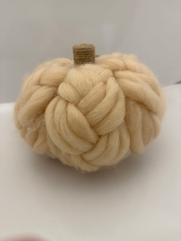 Cream Chunky Pumpkin Sitter
