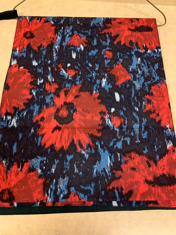 Weekend Dahlia - Table Runner