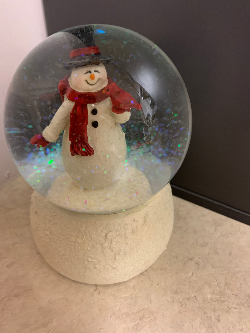 Snow Globes - price per each snow globe