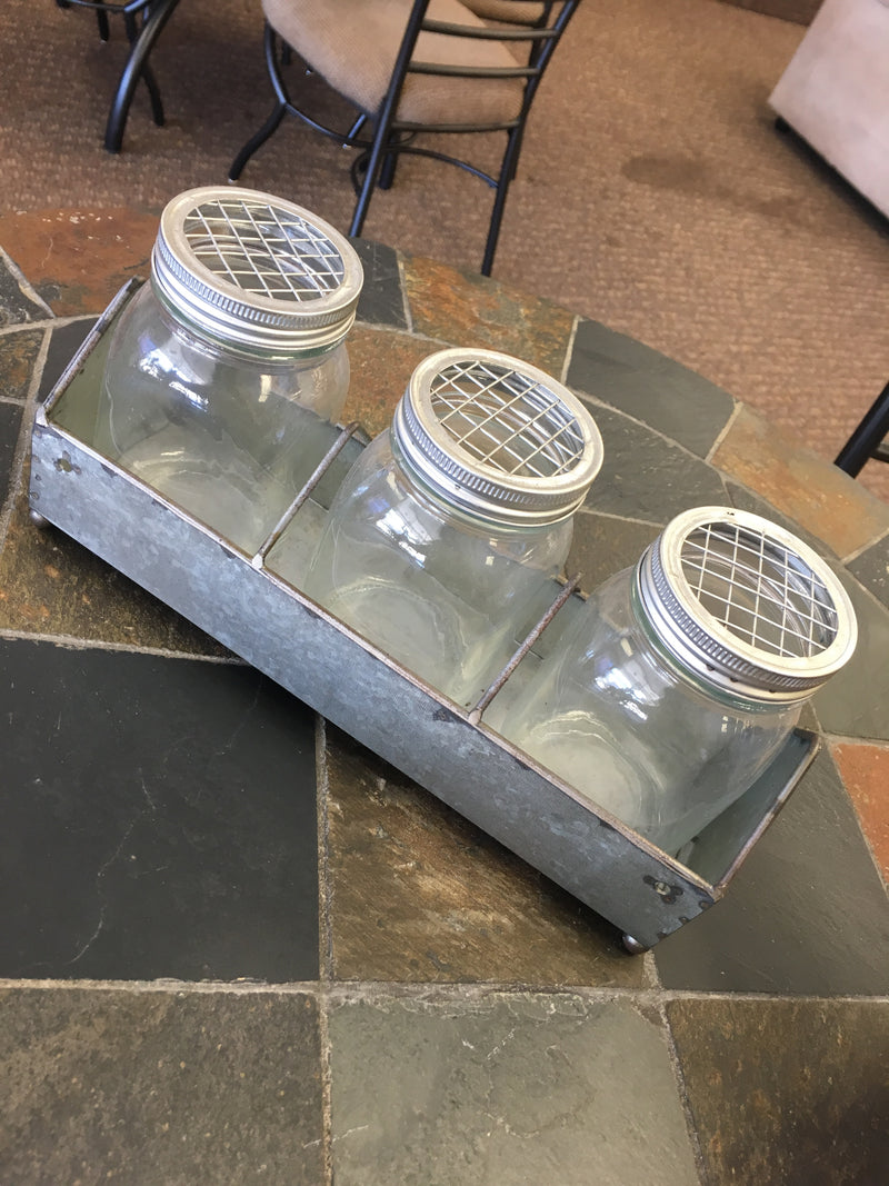 12 inch metal tin holder with chicken wire lids