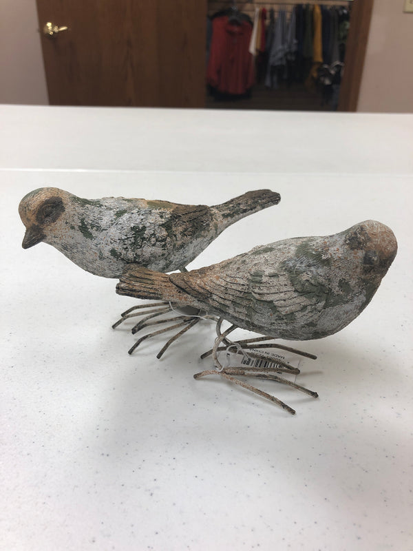 Patina Resin Birds with Metal Feet - Assorted